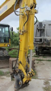 - KOMATSU PW 160